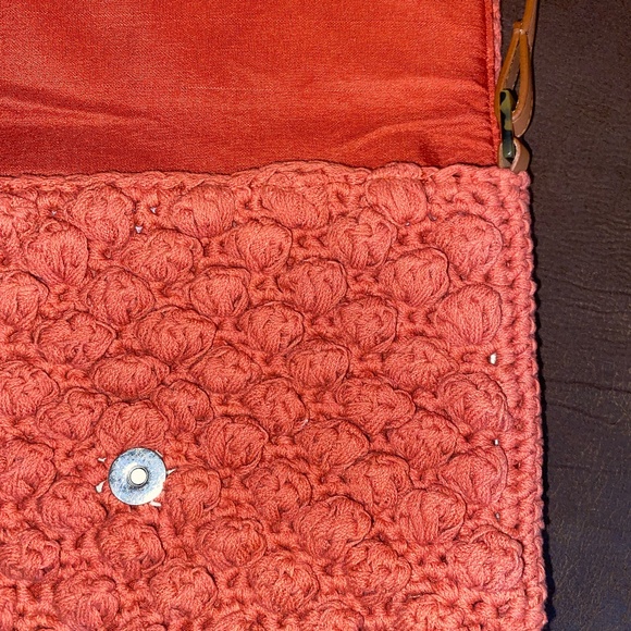 OKPTA Womens Red Orange Cinnabar Slender Medium Crocheted Handbag Baguette Purse - Picture 9 of 11